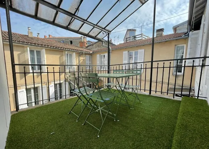 Superbe T2 Neuf Centre Ville Wifi Terrasse Netflix